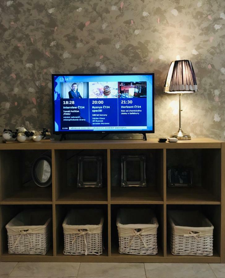 לדניצה Apartman U Zamecke Dyje מראה חיצוני תמונה